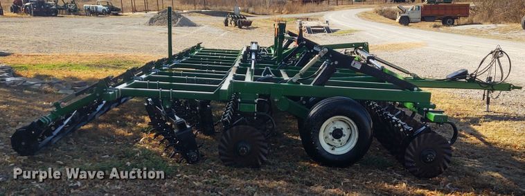 image for item FY9769 Great Plains Turbo-Till 3000 vertical tillage