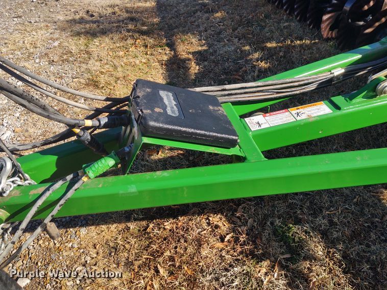 image for item FY9769 Great Plains Turbo-Till 3000 vertical tillage