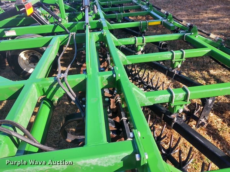 image for item FY9769 Great Plains Turbo-Till 3000 vertical tillage