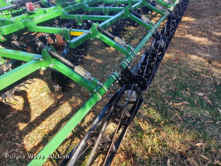 image for item FY9769 Great Plains Turbo-Till 3000 vertical tillage