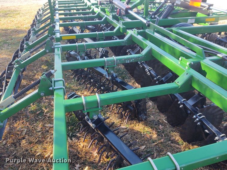 image for item FY9769 Great Plains Turbo-Till 3000 vertical tillage