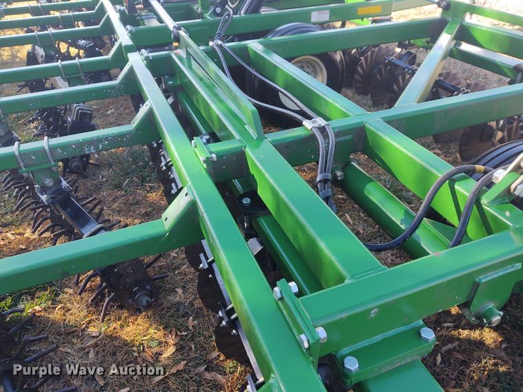 image for item FY9769 Great Plains Turbo-Till 3000 vertical tillage