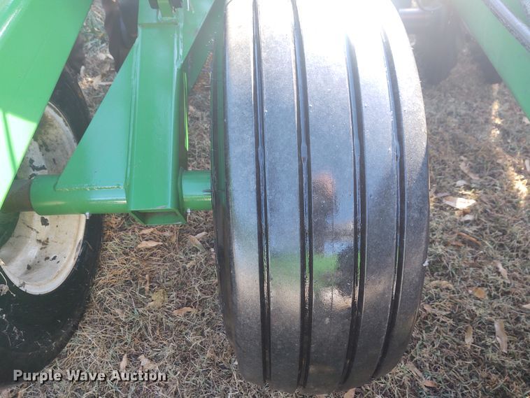 image for item FY9769 Great Plains Turbo-Till 3000 vertical tillage