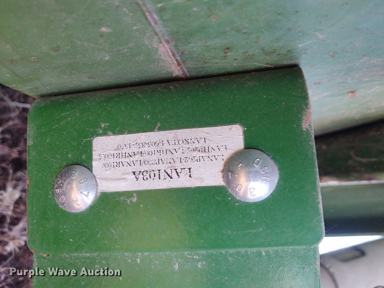 image for item FY9770 John Deere 853A row crop head