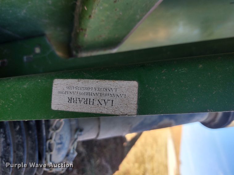 image for item FY9770 John Deere 853A row crop head