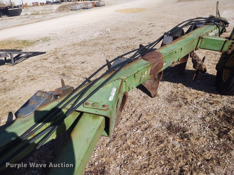 image for item FY9771 John Deere 2600 five bottom plow