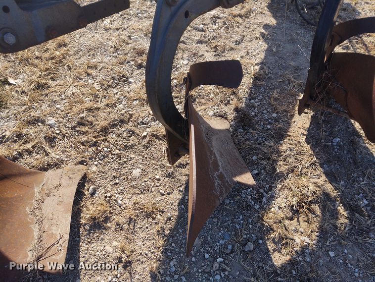 image for item FY9771 John Deere 2600 five bottom plow