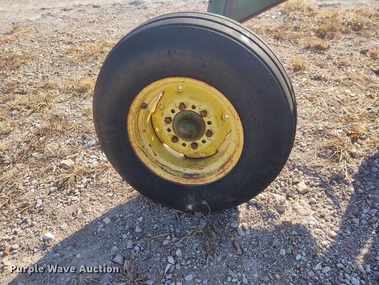 image for item FY9771 John Deere 2600 five bottom plow