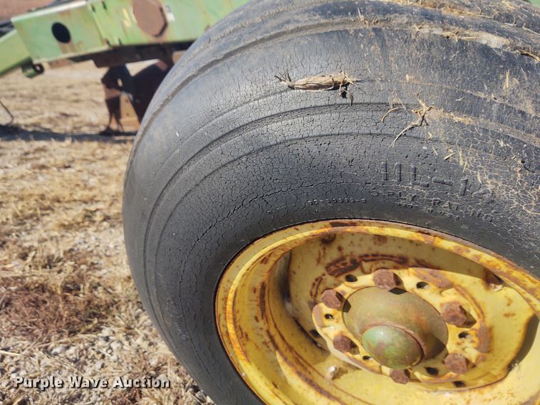 image for item FY9771 John Deere 2600 five bottom plow