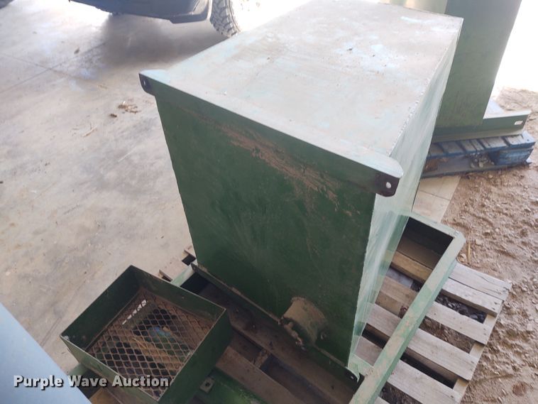 image for item FY9772 John Deere front mounted fuel tanks