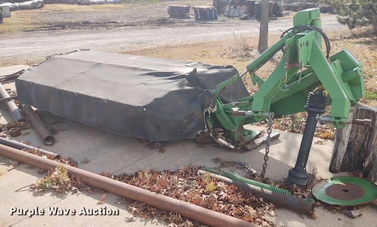 image for item FY9776 John Deere 285 disc mower