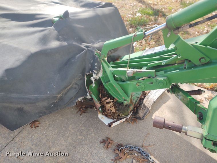 image for item FY9776 John Deere 285 disc mower
