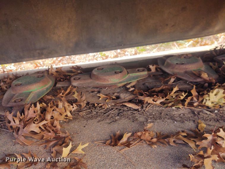 image for item FY9776 John Deere 285 disc mower