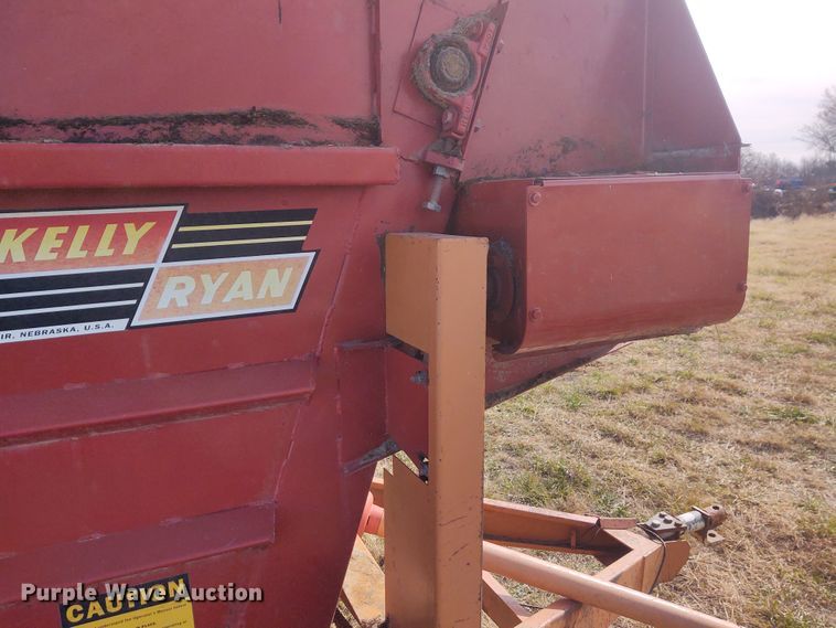 image for item FY9779 Kelly-Ryan 5X12 feed wagon