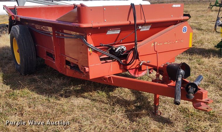 image for item FY9780 New Holland 155 manure spreader