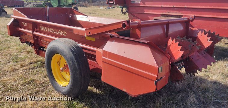 image for item FY9780 New Holland 155 manure spreader