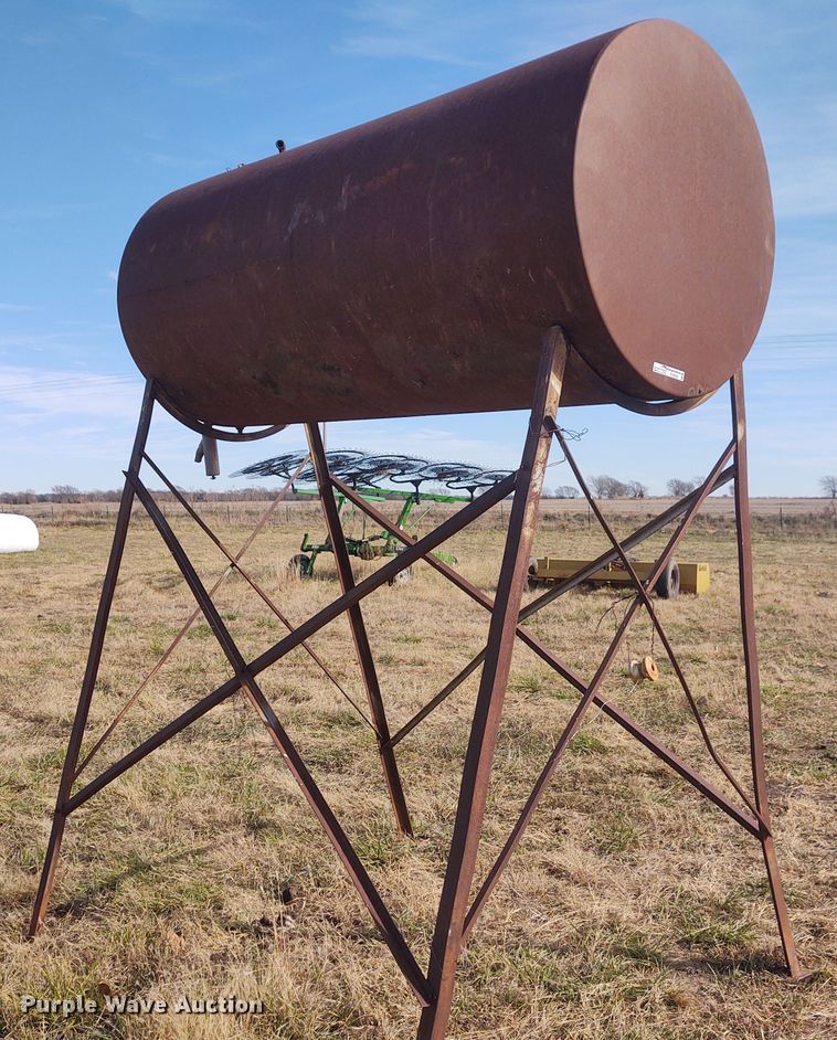 image for item FY9783 Fuel tank