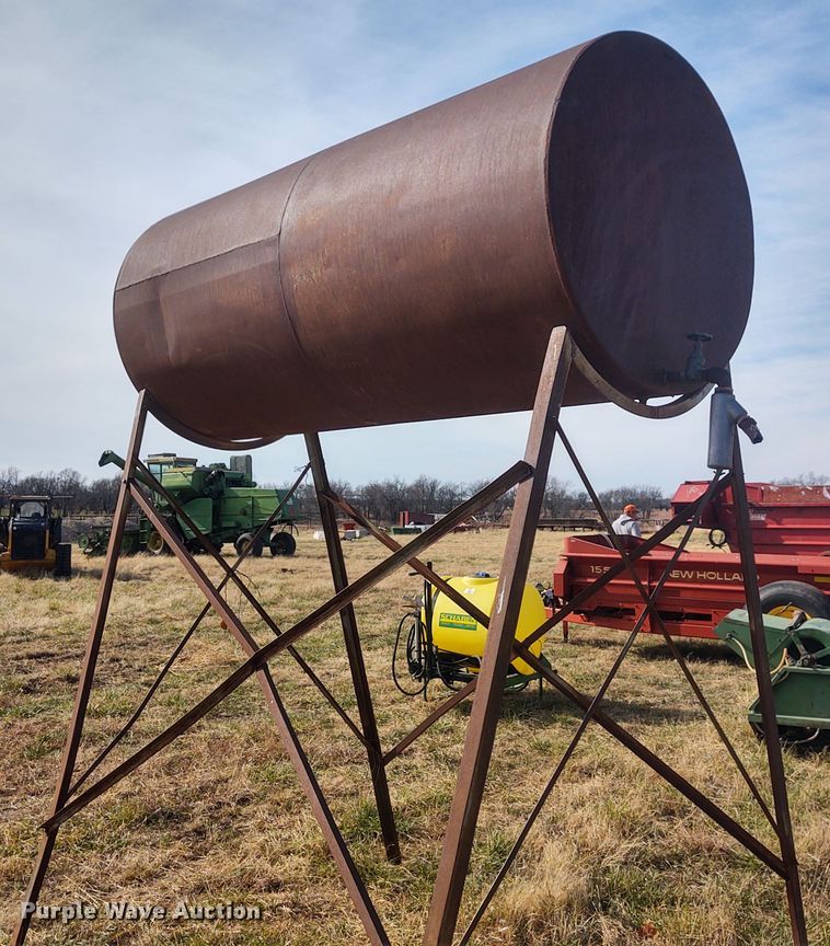 image for item FY9783 Fuel tank