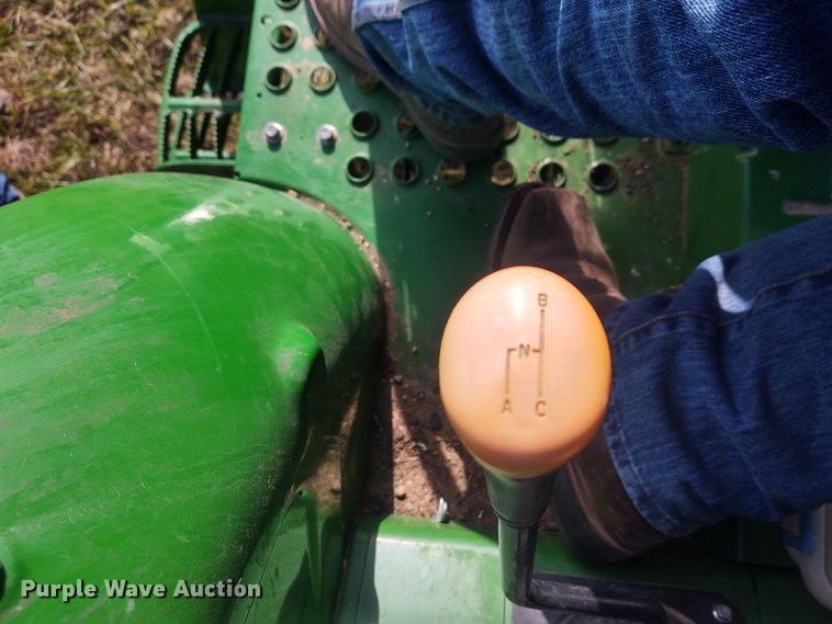 image for item FY9784 2018 John Deere 5045E  tractor