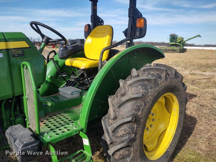 image for item FY9784 2018 John Deere 5045E  tractor