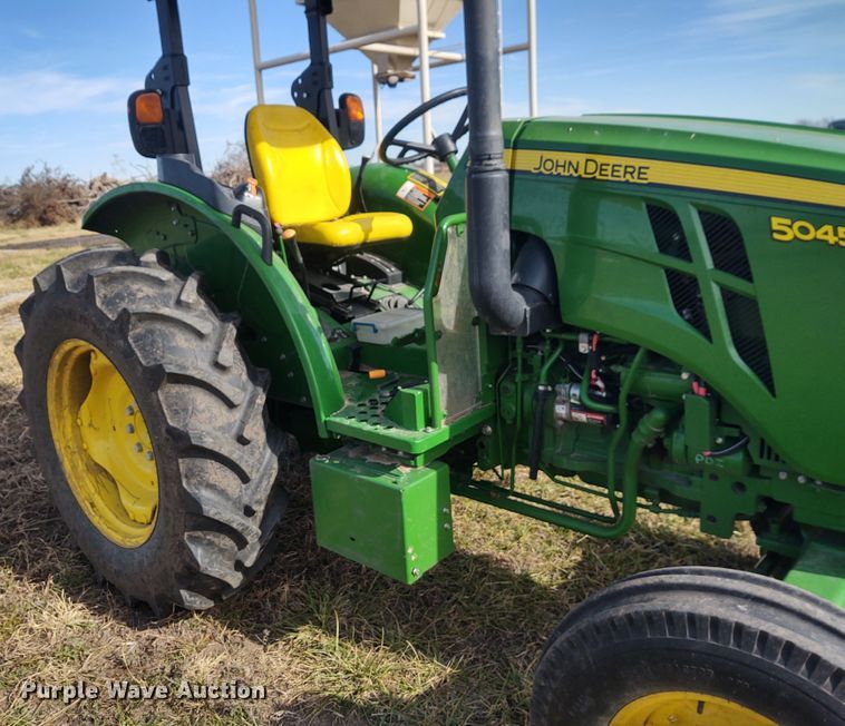 image for item FY9784 2018 John Deere 5045E  tractor