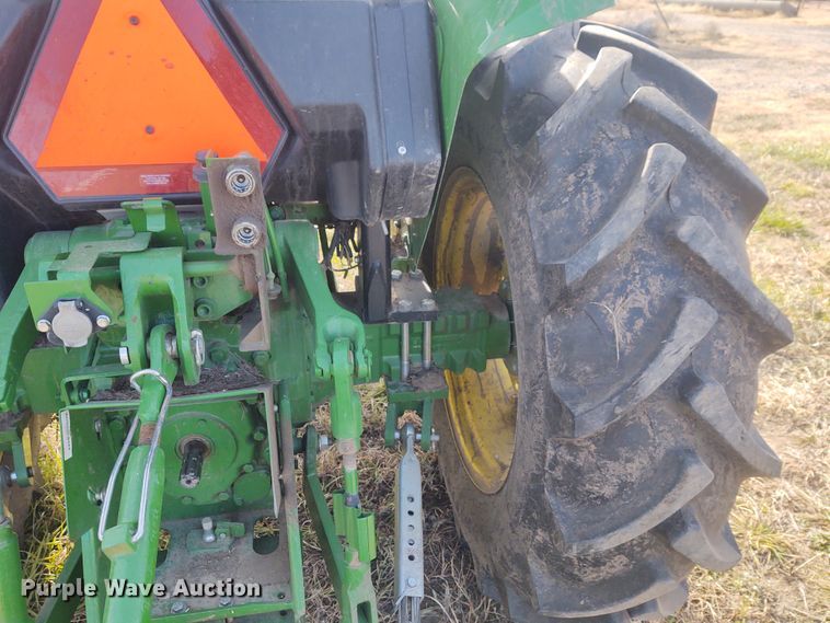 image for item FY9784 2018 John Deere 5045E  tractor