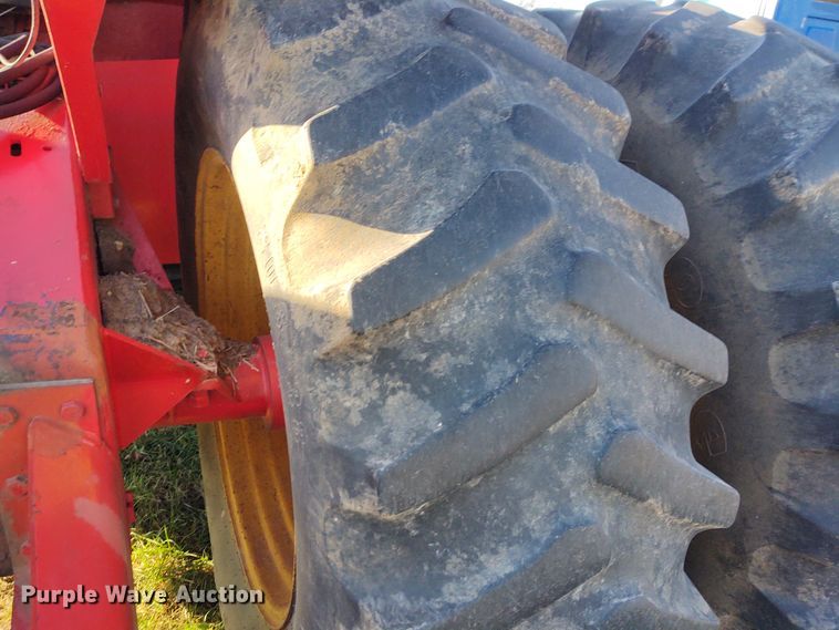 image for item FY9791 1981 Versatile 895  Series S 4WD tractor