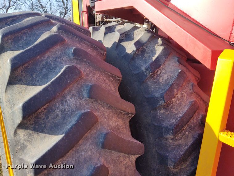 image for item FY9791 1981 Versatile 895  Series S 4WD tractor