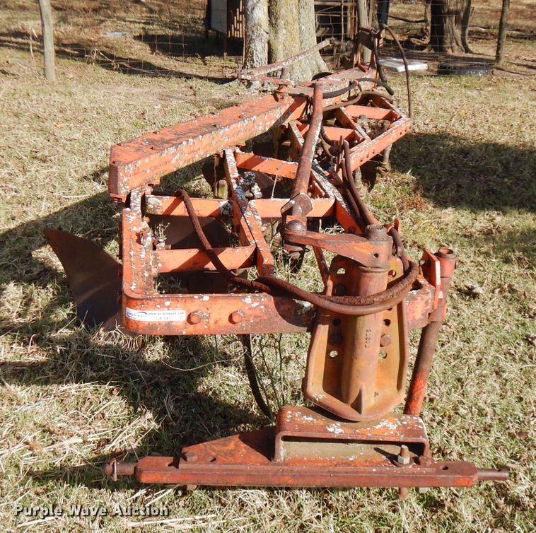 image for item GK9472 International five bottom plow