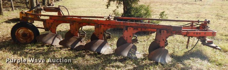 image for item GK9472 International five bottom plow