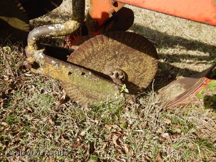 image for item GK9472 International five bottom plow