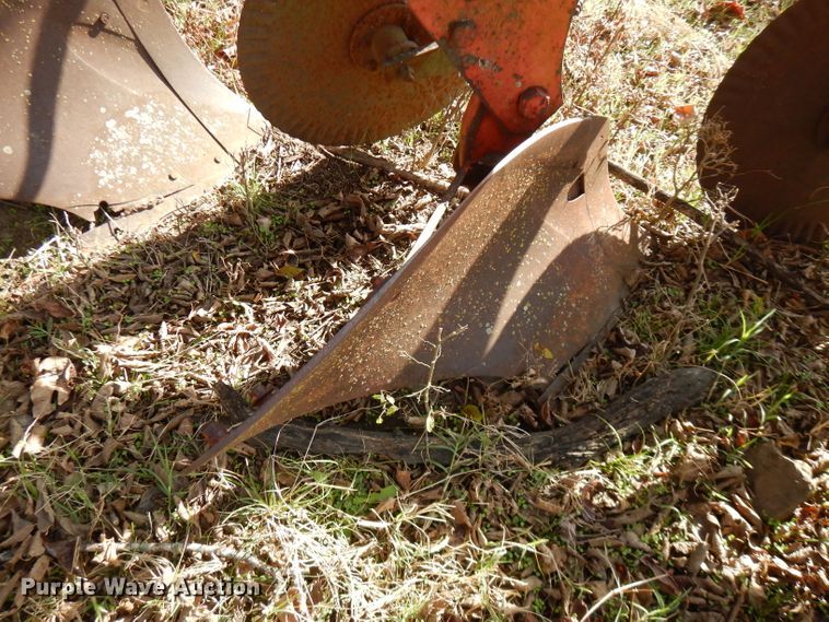 image for item GK9472 International five bottom plow