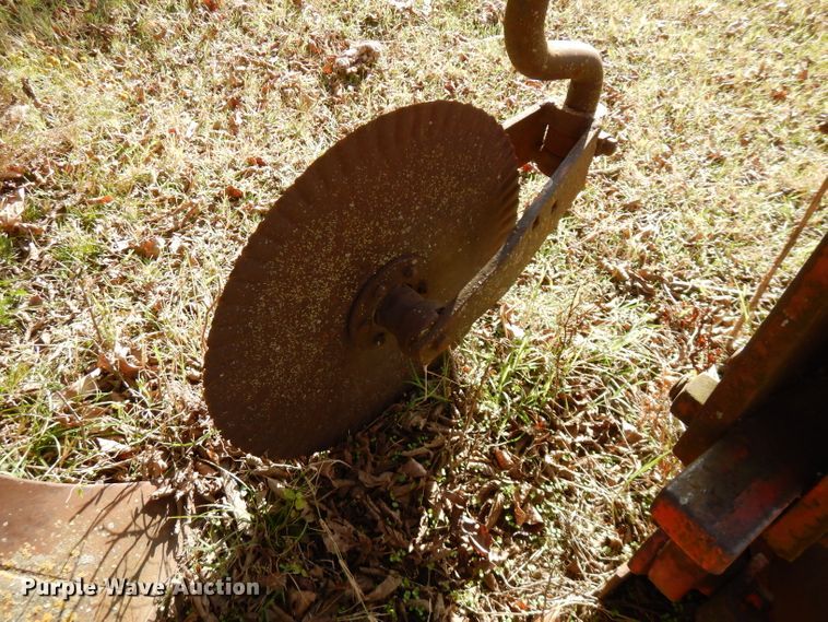 image for item GK9472 International five bottom plow