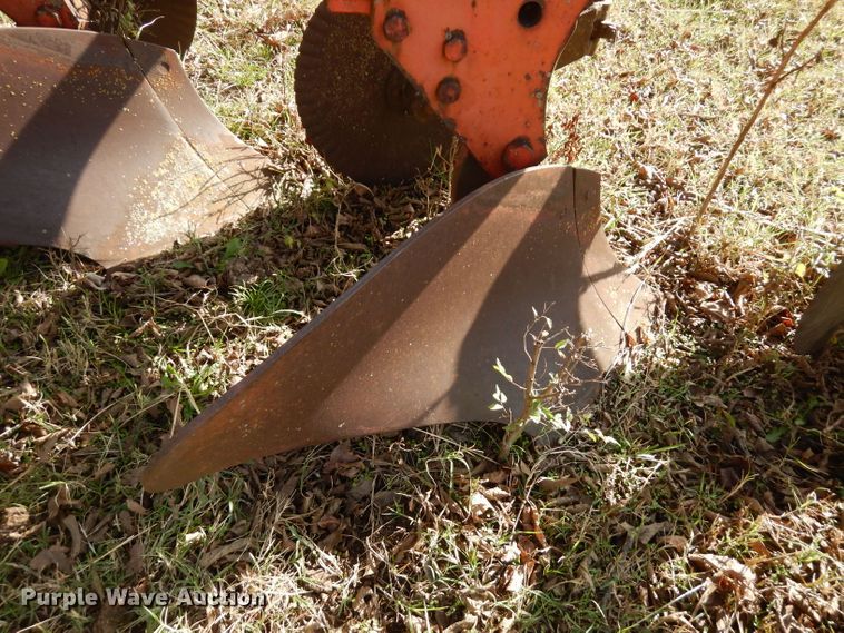 image for item GK9472 International five bottom plow