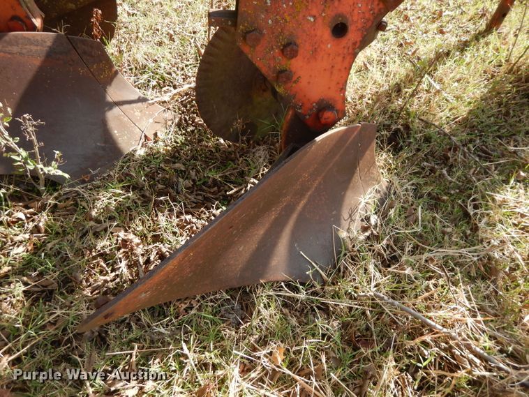 image for item GK9472 International five bottom plow