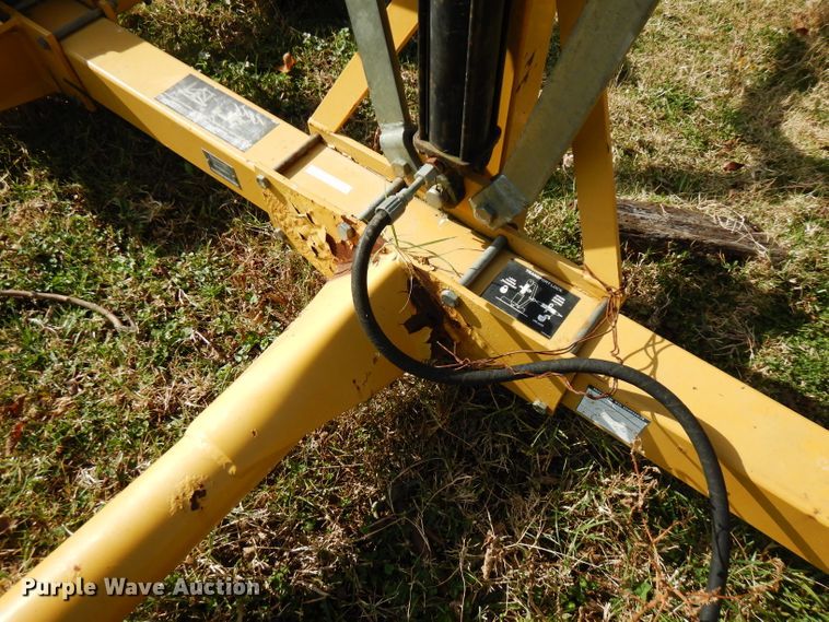 image for item GK9473 Vermeer WR22 hay rake