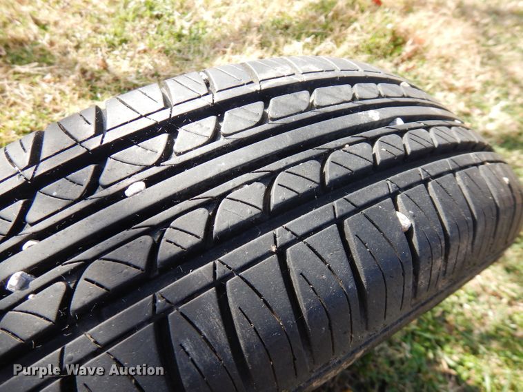 image for item GK9473 Vermeer WR22 hay rake