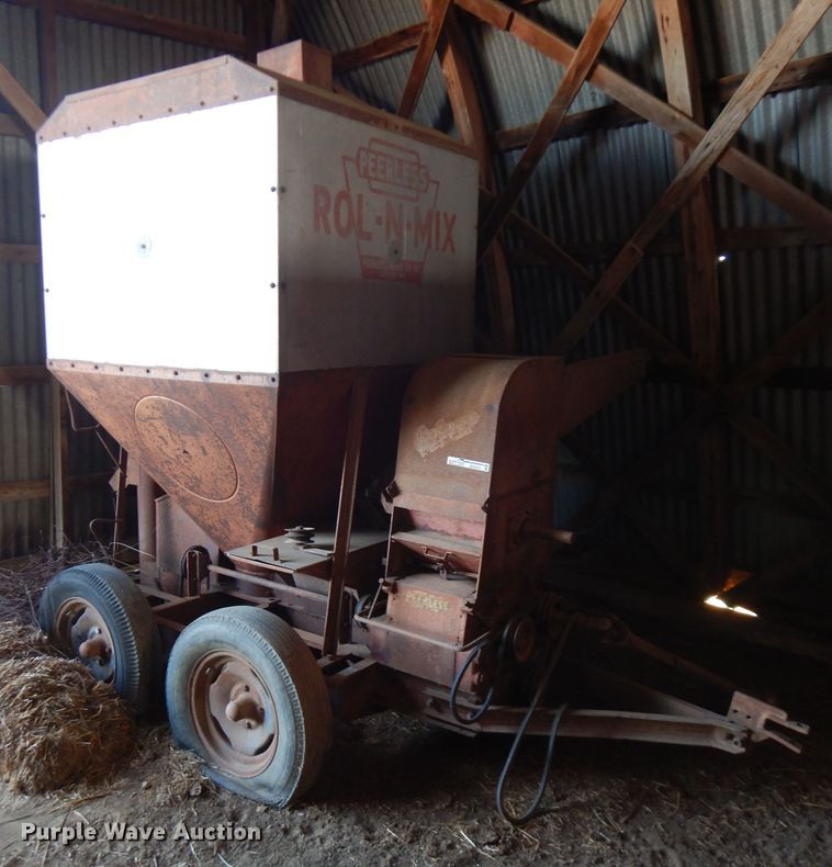 image for item GK9476 Peerless Rol-N-Mix feed mixer/grinder