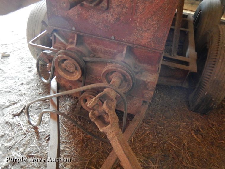 image for item GK9476 Peerless Rol-N-Mix feed mixer/grinder