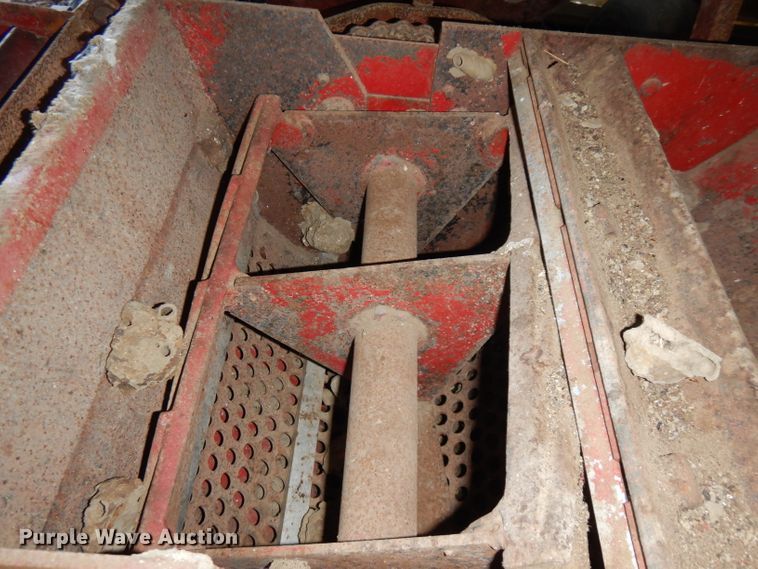 image for item GK9476 Peerless Rol-N-Mix feed mixer/grinder