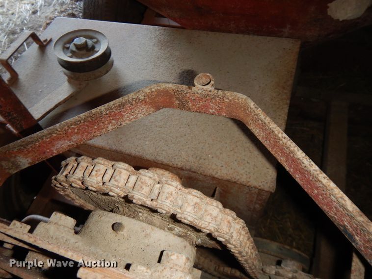 image for item GK9476 Peerless Rol-N-Mix feed mixer/grinder