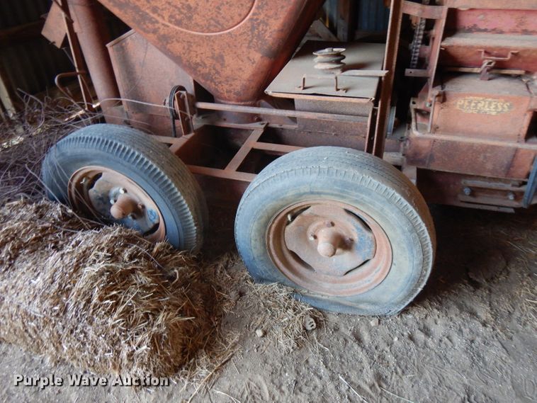 image for item GK9476 Peerless Rol-N-Mix feed mixer/grinder