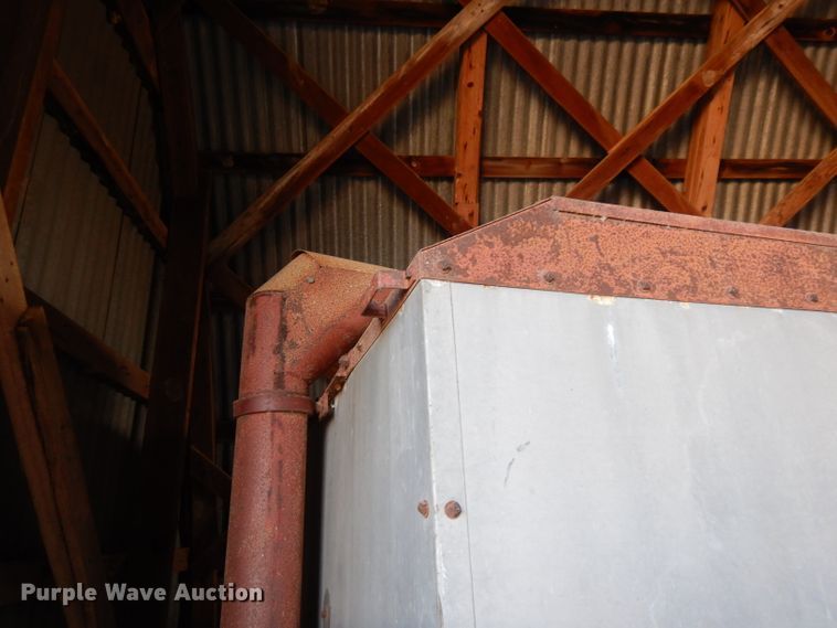 image for item GK9476 Peerless Rol-N-Mix feed mixer/grinder