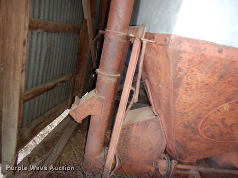 image for item GK9476 Peerless Rol-N-Mix feed mixer/grinder