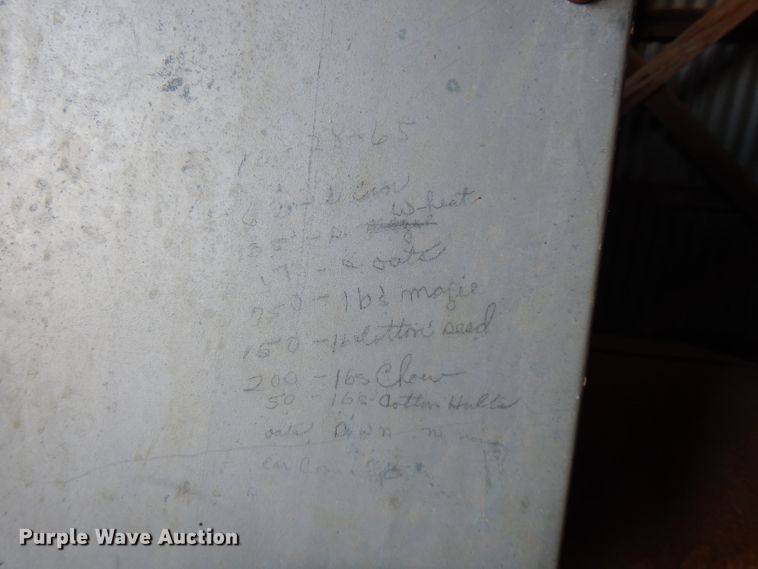 image for item GK9476 Peerless Rol-N-Mix feed mixer/grinder