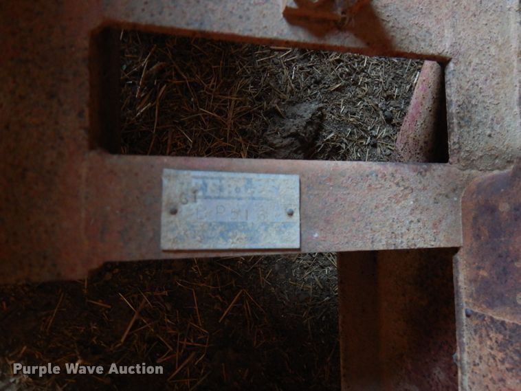 image for item GK9476 Peerless Rol-N-Mix feed mixer/grinder