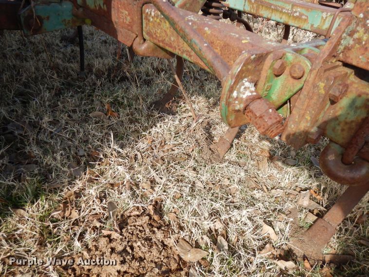 image for item GK9478 John Deere 1100 chisel