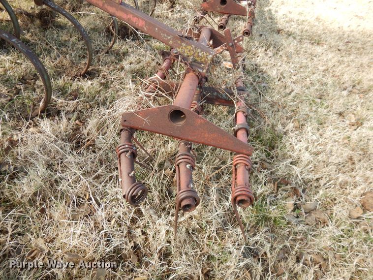 image for item GK9478 John Deere 1100 chisel