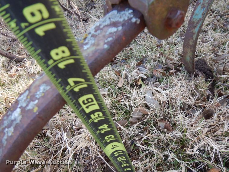 image for item GK9478 John Deere 1100 chisel