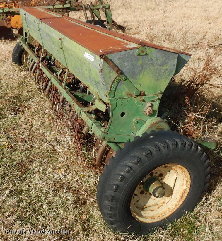 image for item GK9479 John Deere planter